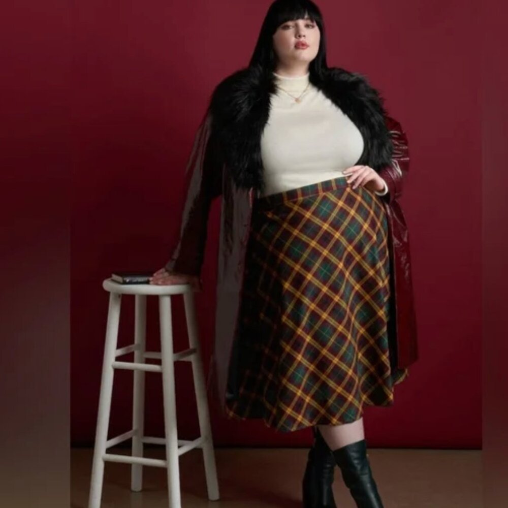 Modcloth Just This Sway A-Line Skirt: Fall Edition - Bookworm Plaid / M